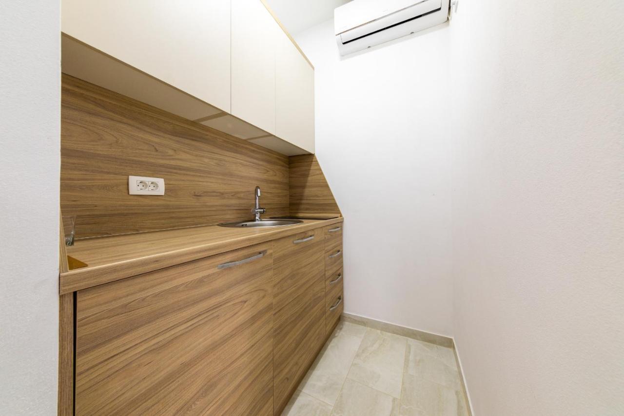 Sunways Apartments Dobra Voda Exterior photo