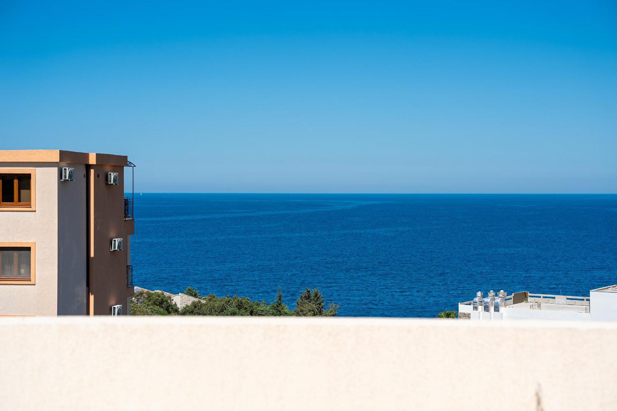 Sunways Apartments Dobra Voda Exterior photo