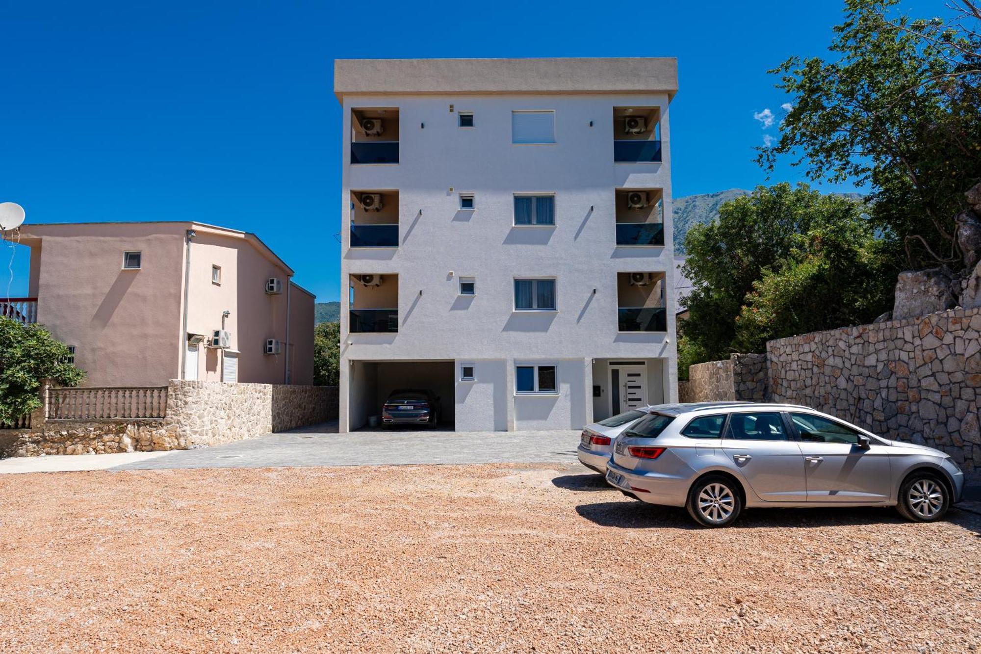 Sunways Apartments Dobra Voda Exterior photo